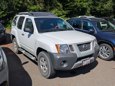 Used 2010 Nissan Xterra S AWD/4WD image 10