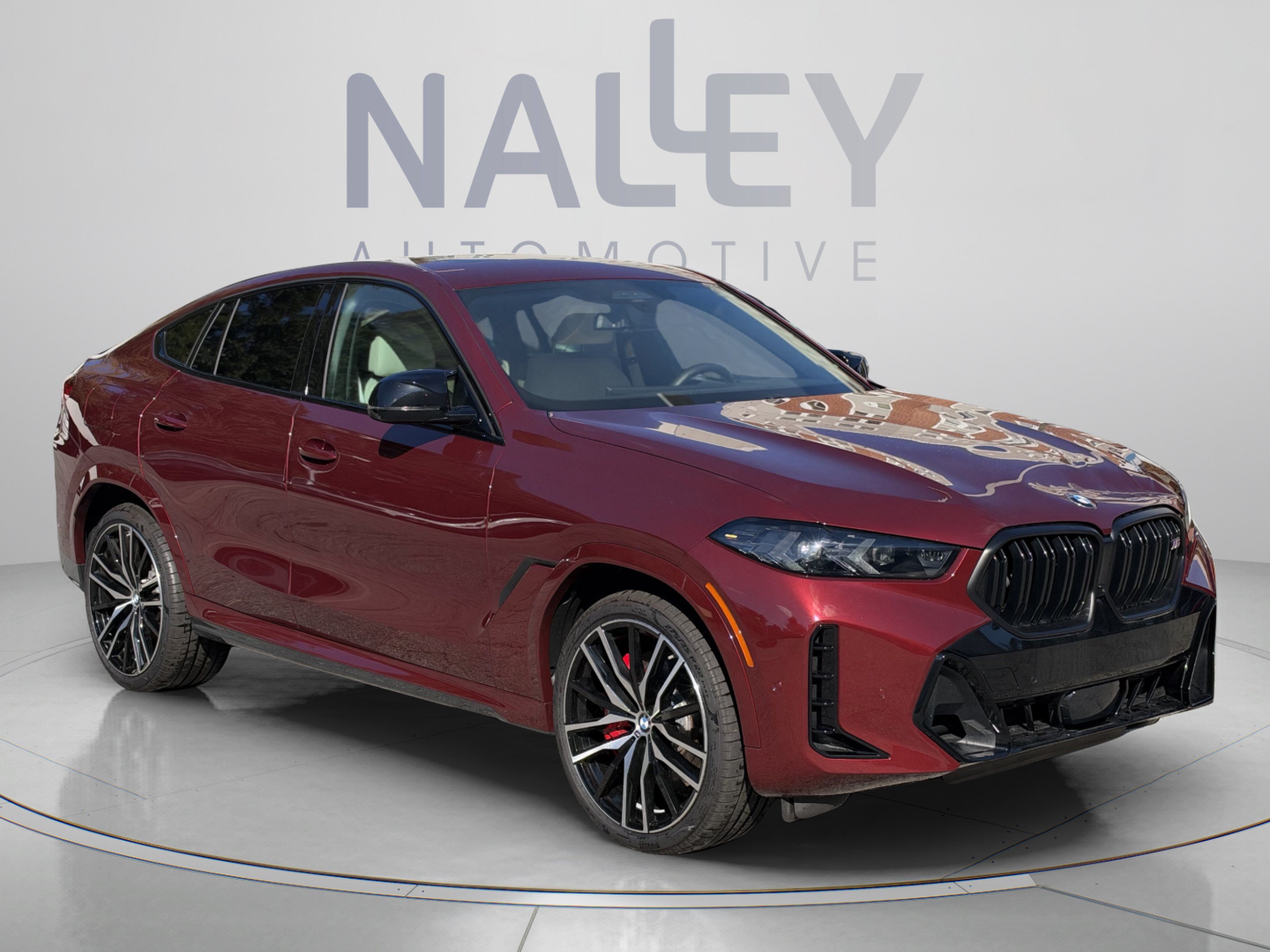 Used 2025 BMW X6 M60i AWD/4WD image 5