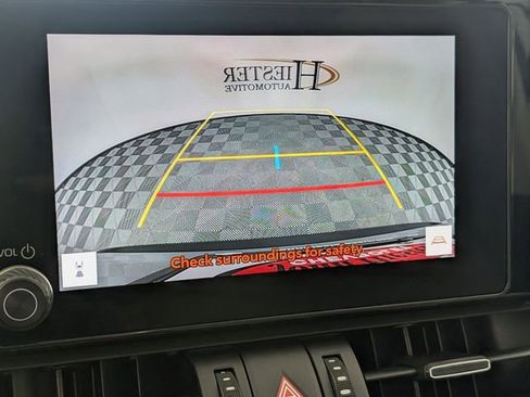 Used 2023 Toyota RAV4 XLE Premium image 22