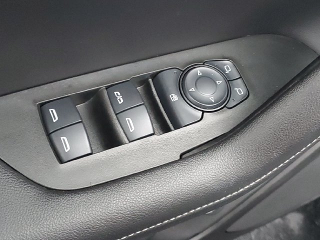 Certified 2025 Chevrolet Blazer LT w/ Convenience Package FWD image 16