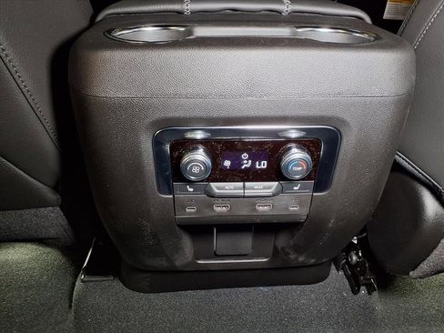 New 2026 GMC Yukon XL Denali w/ Advanced Technology Package AWD/4WD image 12