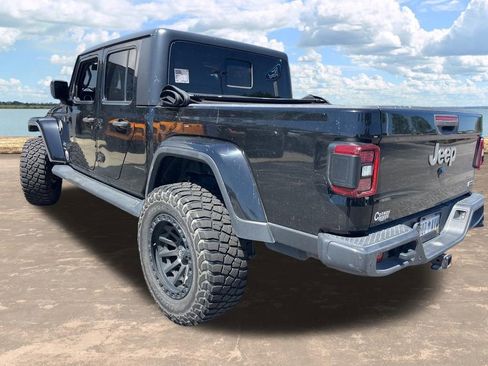 Used 2020 Jeep Gladiator Overland AWD/4WD image 5