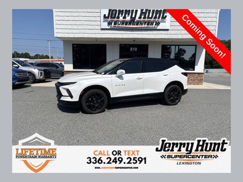Used 2023 Chevrolet Blazer RS w/ Driver Confidence II Package FWD image 1
