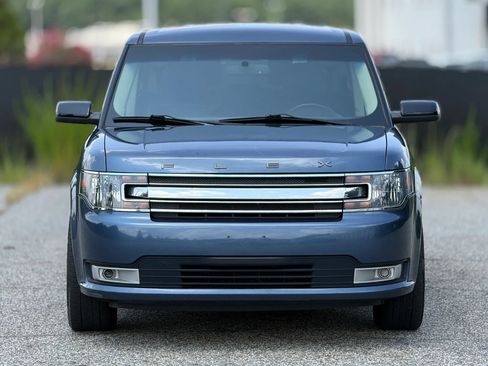 Used 2018 Ford Flex SEL w/ Equipment Group 202A FWD image 5