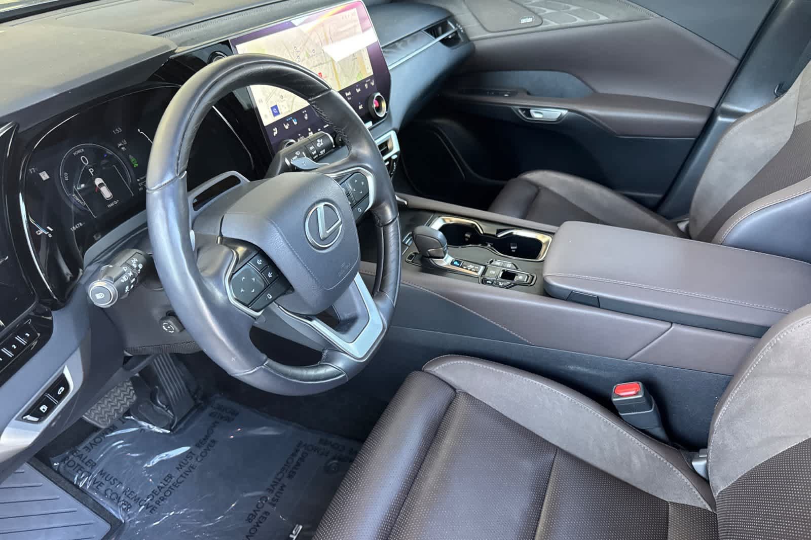 Certified 2024 Lexus RX 450h AWD w/ Convenience Package image 11