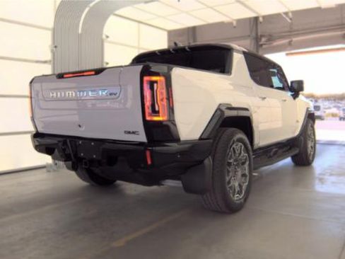 Used 2024 GMC Hummer EV 3X w/ LPO, Illumination Package AWD/4WD image 2