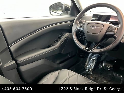 Used 2024 Ford Mustang Mach-E Select w/ Comfort Package Lite image 11