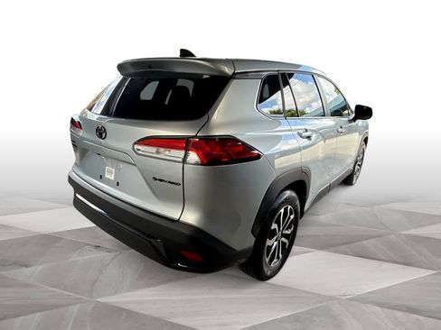 Used 2025 Toyota Corolla Cross AWD Hybrid image 8