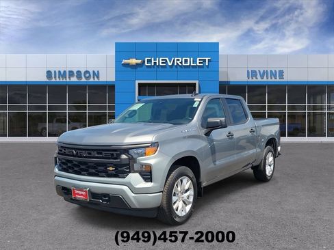 Used 2025 Chevrolet Silverado 1500 Custom RWD image 4