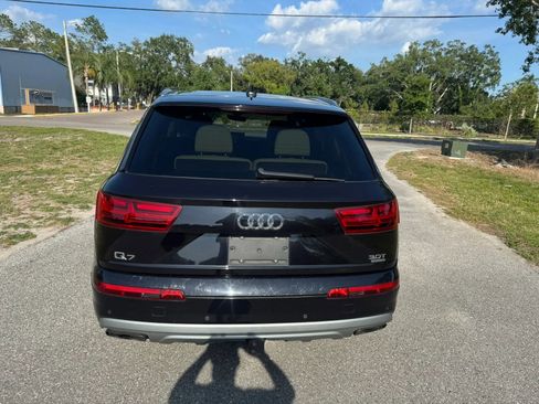 Used 2018 Audi Q7 3.0T Prestige w/ Prestige Package AWD/4WD image 8