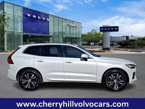 Certified 2023 Volvo XC60 B5 Core image 8