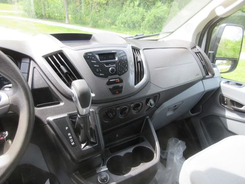 Used 2019 Ford Transit 150 130 Low Roof RWD image 37