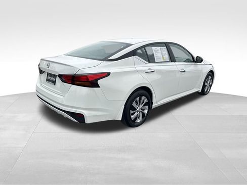 Used 2024 Nissan Altima 2.5 S image 7