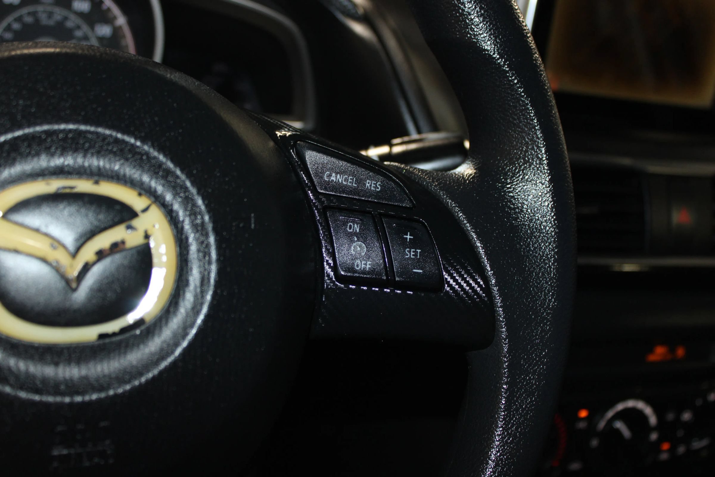 Used 2015 MAZDA MAZDA3 i Sport FWD image 23