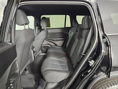 New 2026 Jeep Cherokee Laredo AWD/4WD image 33