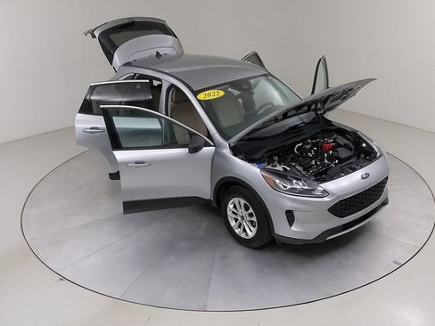 Certified 2022 Ford Escape SE AWD/4WD image 44