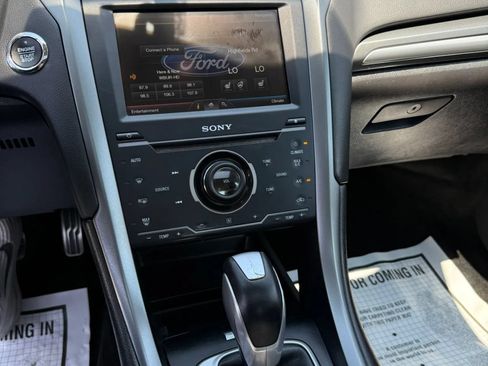 Used 2014 Ford Fusion Titanium AWD/4WD image 19