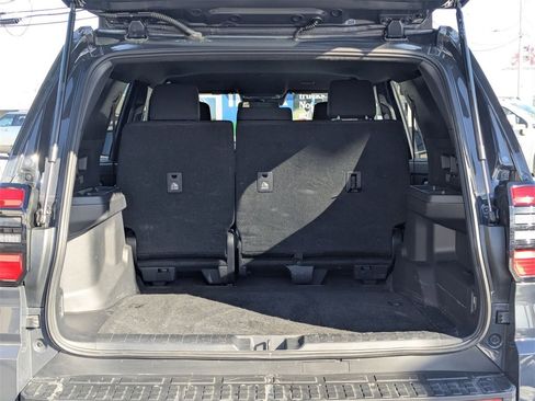 Used 2025 Toyota 4Runner SR5 image 31