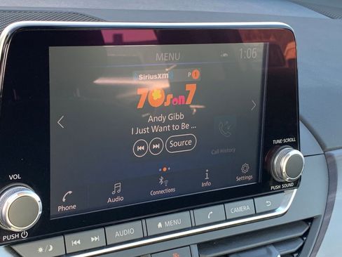 Used 2025 Nissan Altima 2.5 SV image 20