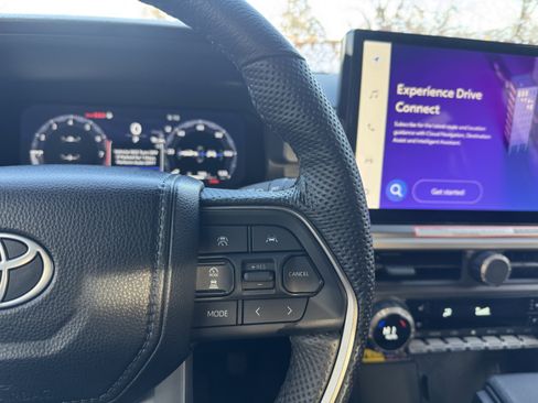 Certified 2024 Toyota Tacoma TRD Off-Road image 24