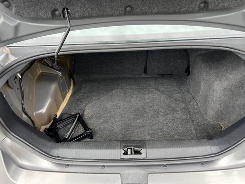 Used 2009 Ford Focus SEL FWD image 16