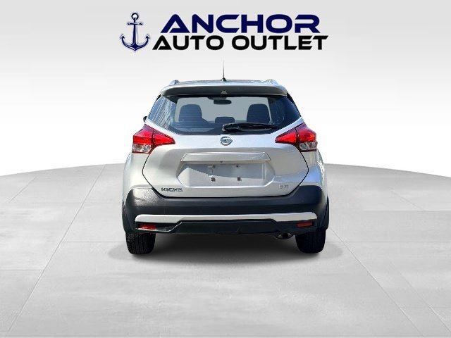 Used 2019 Nissan Kicks SR FWD image 7