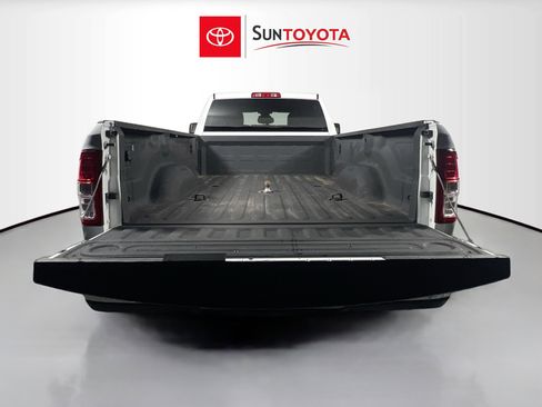 Used 2024 RAM 3500 Big Horn image 34