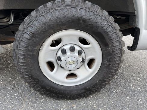 Used 2020 Chevrolet Express 2500 LS w/ Driver Convenience Package image 13