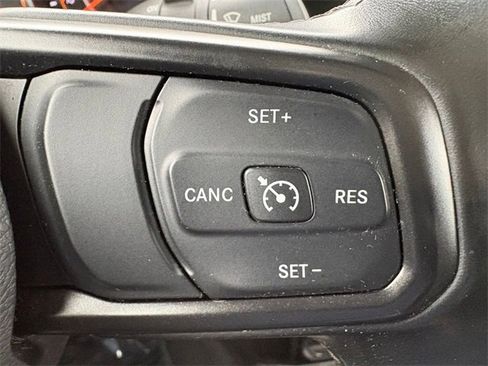 Certified 2020 Jeep Wrangler Sport image 18