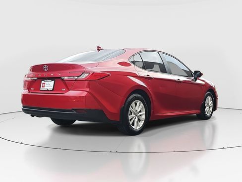Certified 2025 Toyota Camry LE image 5