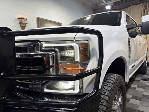 Used 2021 Ford F250 Lariat w/ Lariat Ultimate Package AWD/4WD image 8