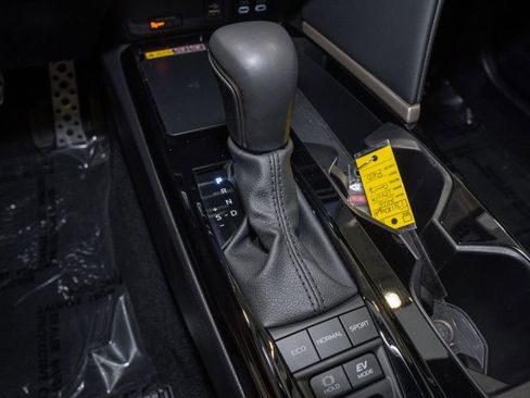 Used 2025 Toyota Camry XSE image 17