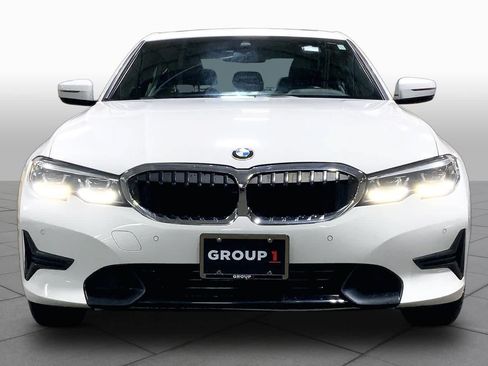 Used 2020 BMW 330i xDrive Sedan w/ Convenience Package AWD/4WD image 4