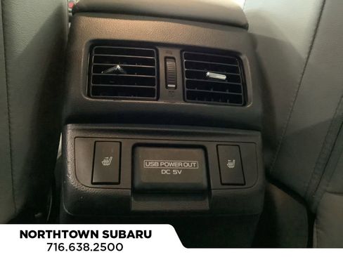 Used 2018 Subaru Outback 2.5i Limited AWD/4WD image 14