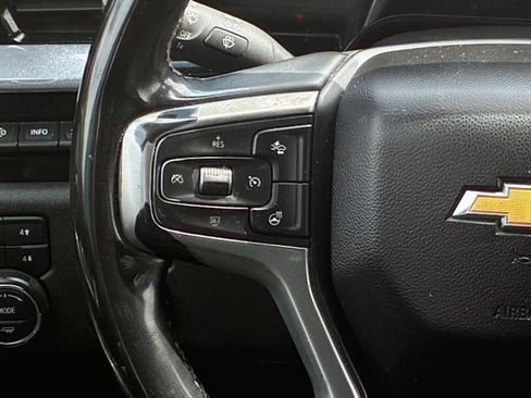 Used 2024 Chevrolet Silverado 2500 LTZ w/ LTZ Convenience Package AWD/4WD image 16