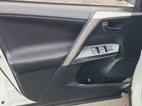 Used 2018 Toyota RAV4 LE w/ All Weather Liner Package image 12