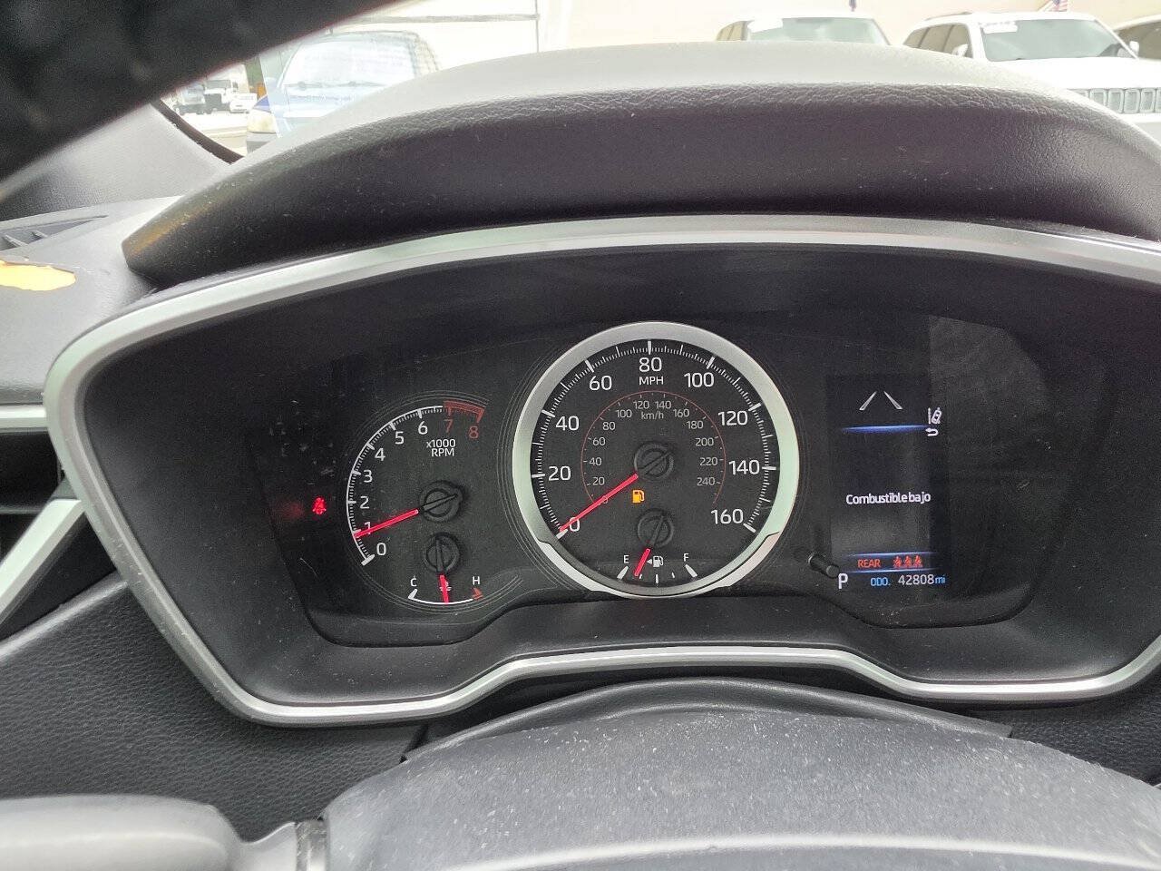 Used 2020 Toyota Corolla SE FWD image 18