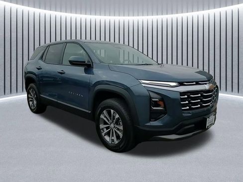 Used 2026 Chevrolet Equinox LT image 1