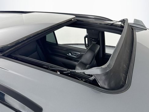 Used 2023 Chevrolet Tahoe Z71 w/ Luxury Package image 22