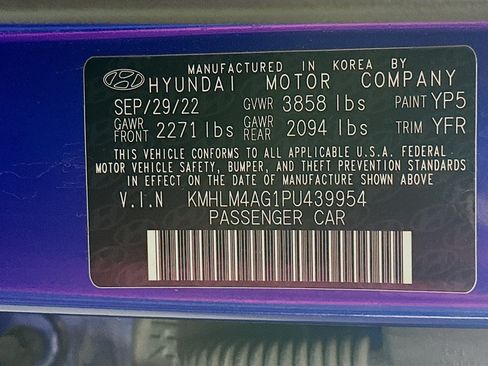 Used 2023 Hyundai Elantra SEL FWD image 29