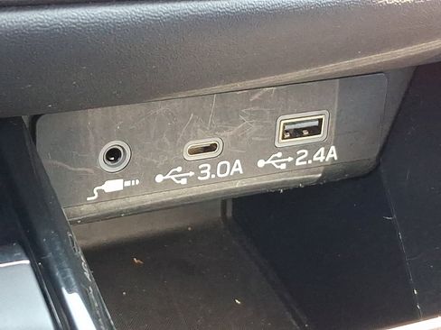 Certified 2025 Subaru Legacy Premium AWD/4WD image 24