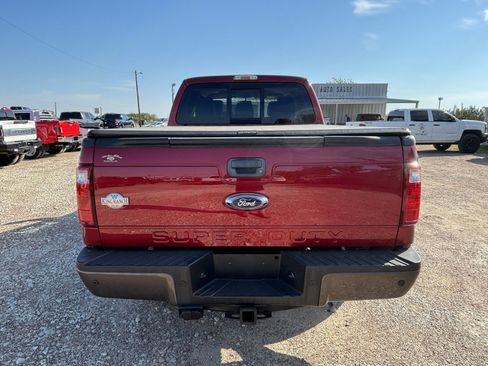 Used 2016 Ford F250 King Ranch w/ King Ranch w/Chrome Package image 4