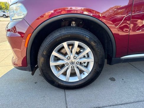 Used 2023 Dodge Durango SXT AWD/4WD image 11