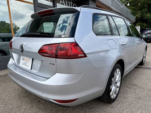 Used 2017 Volkswagen Golf SE FWD image 10