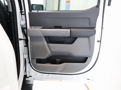 Used 2022 Ford F150 XLT image 31