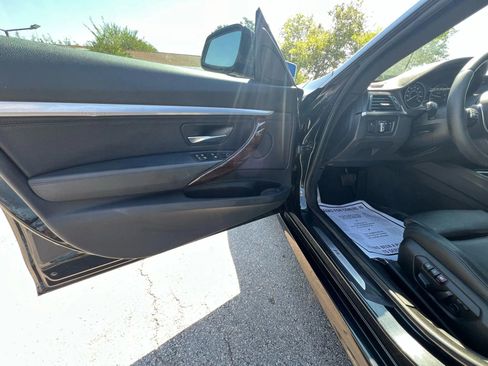 Used 2015 BMW 328i Gran Turismo xDrive image 11