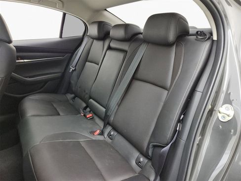 Certified 2024 MAZDA MAZDA3 2.5 Turbo Sedan w/Premium Plus image 38