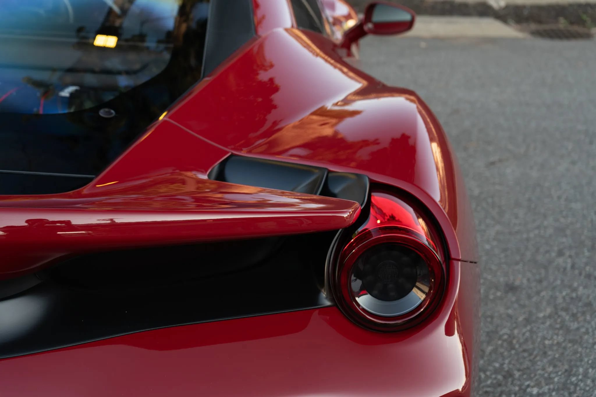 Used 2020 Ferrari 488 Pista Coupe RWD image 62