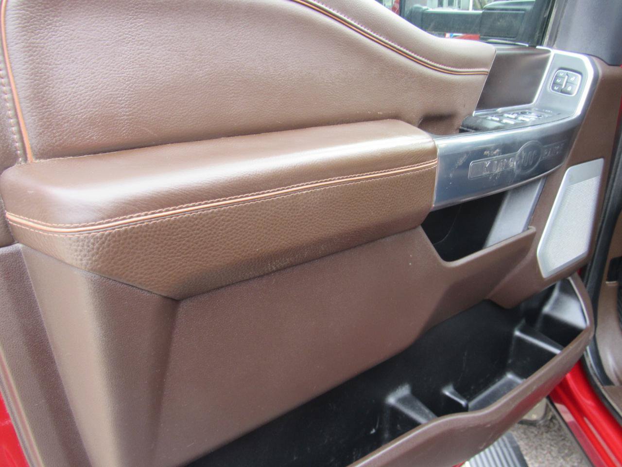 Used 2024 Ford F350 King Ranch w/ Chrome Package AWD/4WD image 22