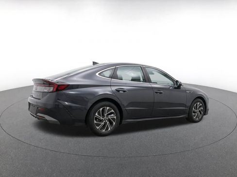 Used 2026 Hyundai Sonata Blue FWD image 9